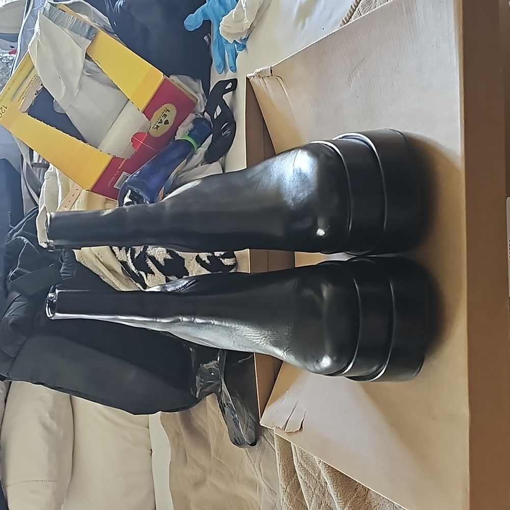 Steve Madden Boots - Picture 5 of 5